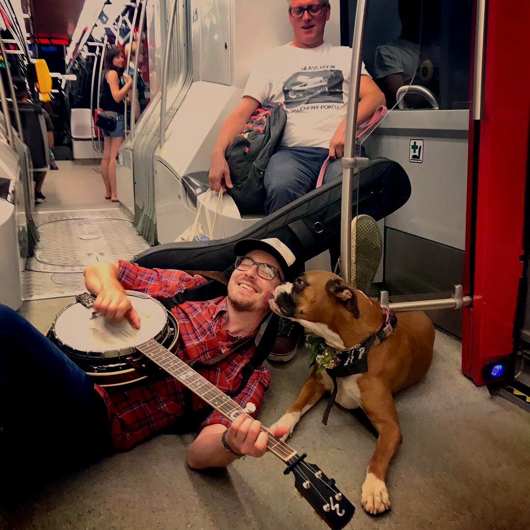 Nick Jennings with banjo